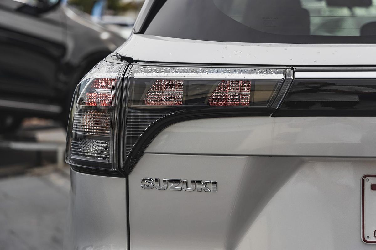 2024 Suzuki S-Cross ALLGRIP Prestige JYB