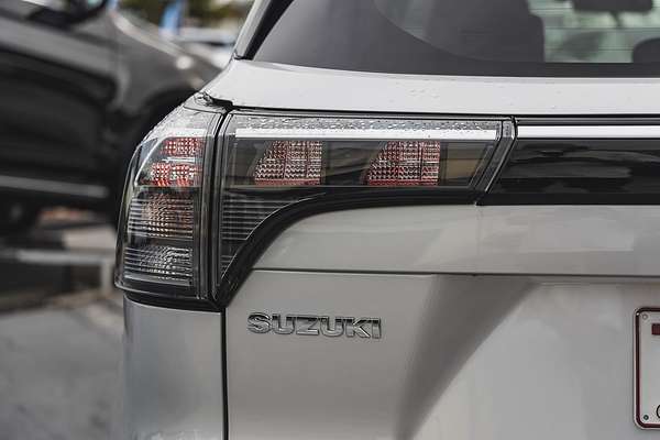 2024 Suzuki S-Cross ALLGRIP Prestige JYB