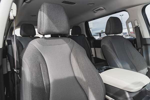 2021 Kia Carnival Si KA4
