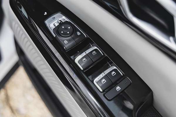 2021 Kia Carnival Si KA4
