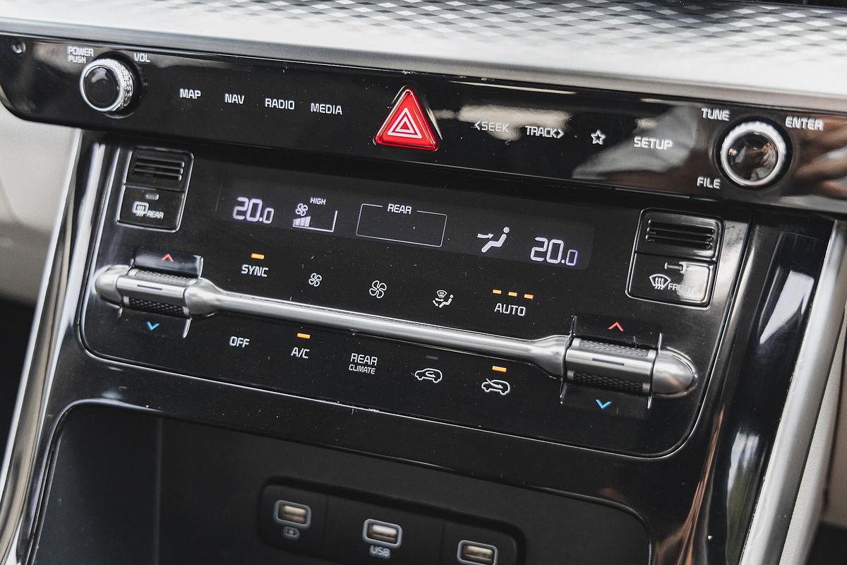 2021 Kia Carnival Si KA4
