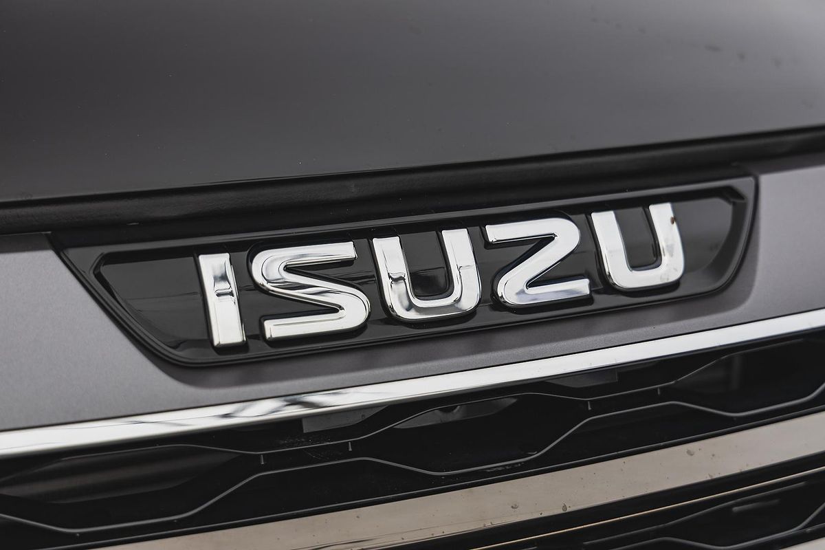 2023 Isuzu MU-X LS-U