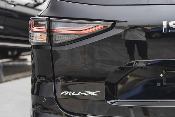 2023 Isuzu MU-X LS-U