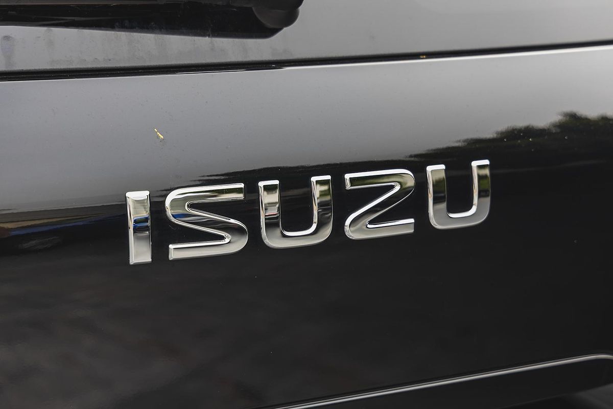 2023 Isuzu MU-X LS-U