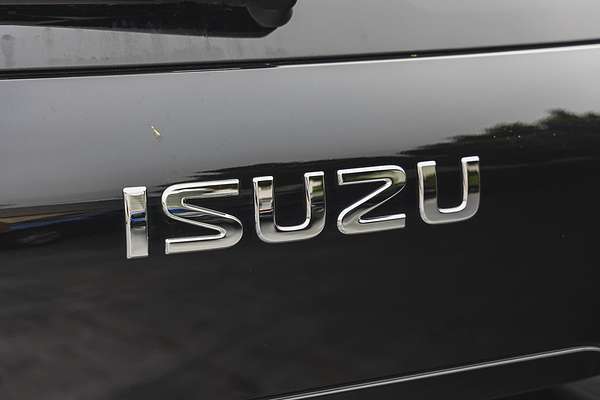 2023 Isuzu MU-X LS-U