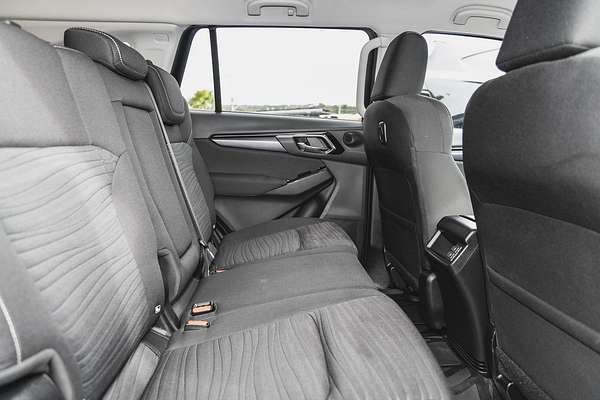 2023 Isuzu MU-X LS-U