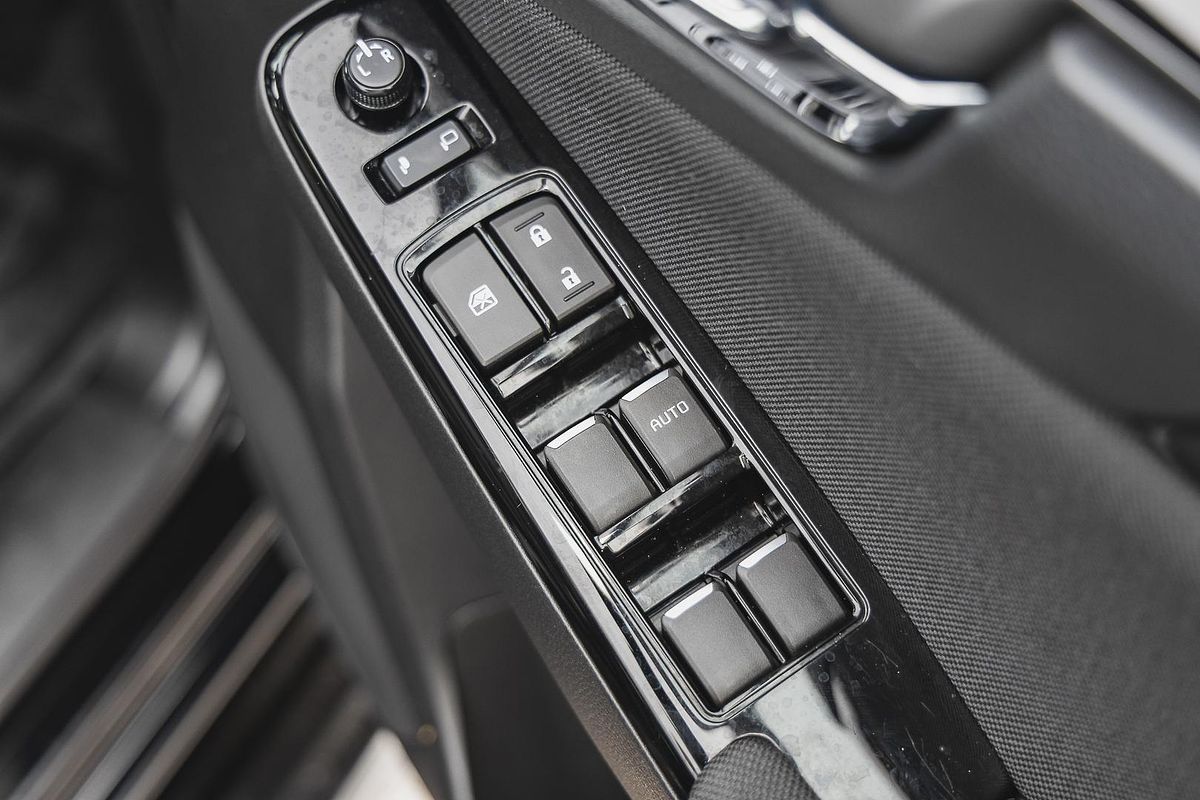 2023 Isuzu MU-X LS-U