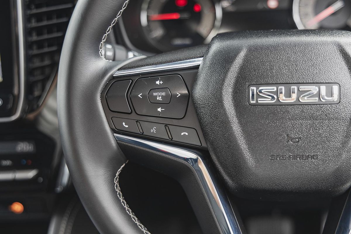 2023 Isuzu MU-X LS-U