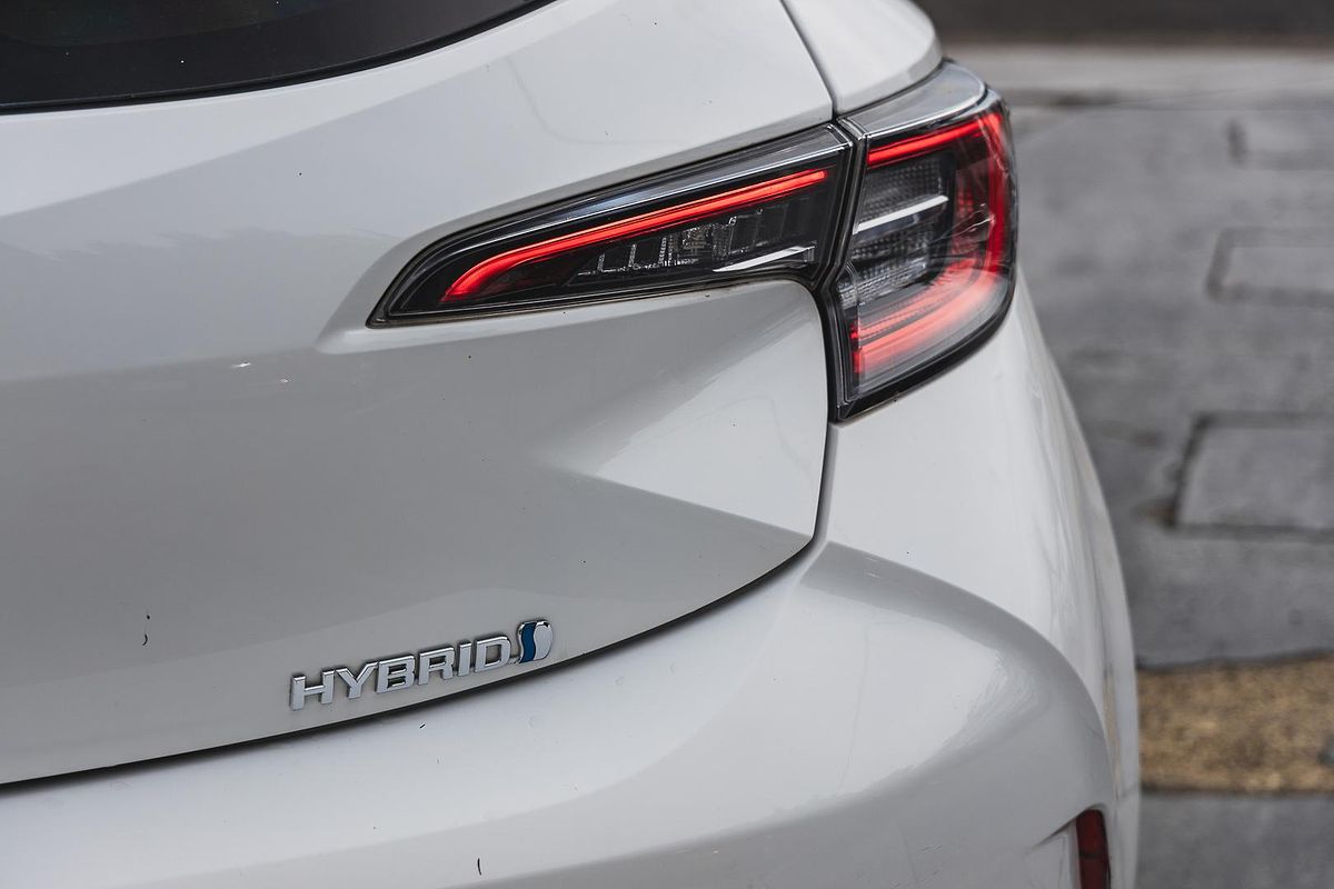 2020 Toyota Corolla Ascent Sport Hybrid ZWE211R
