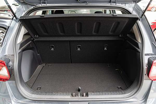 2025 Hyundai Venue Active QX.V5