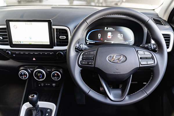 2025 Hyundai Venue Elite QX.V5