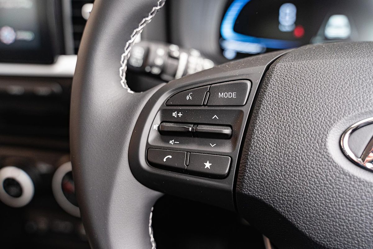 2025 Hyundai Venue Active QX.V5