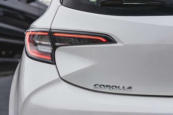 2020 Toyota Corolla Ascent Sport Hybrid ZWE211R