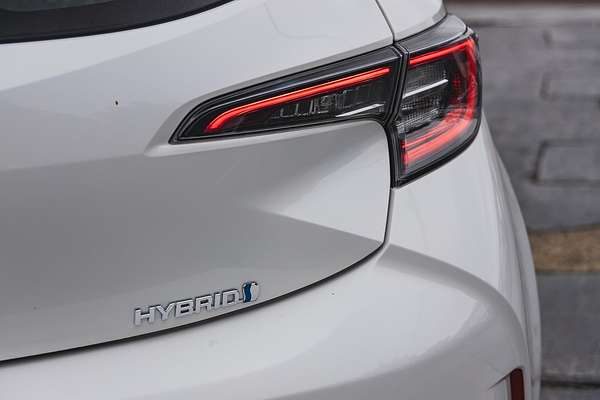 2020 Toyota Corolla Ascent Sport Hybrid ZWE211R