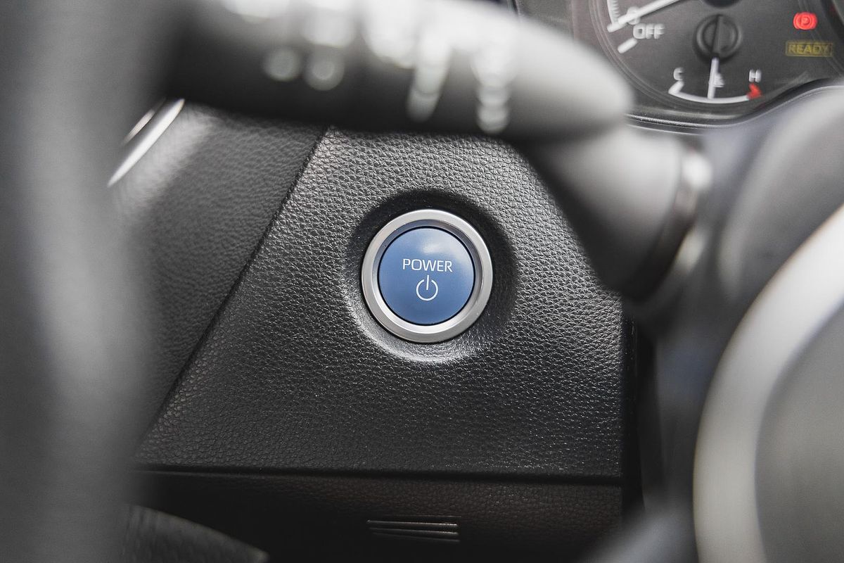2020 Toyota Corolla Ascent Sport Hybrid ZWE211R