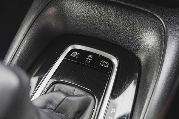 2020 Toyota Corolla Ascent Sport Hybrid ZWE211R