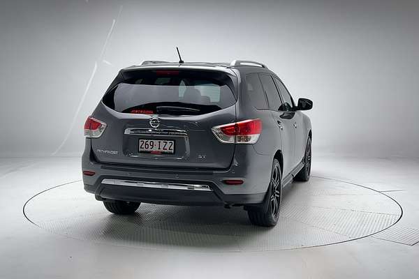 2016 Nissan Pathfinder ST R52