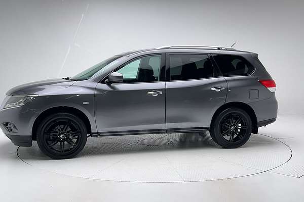 2016 Nissan Pathfinder ST R52