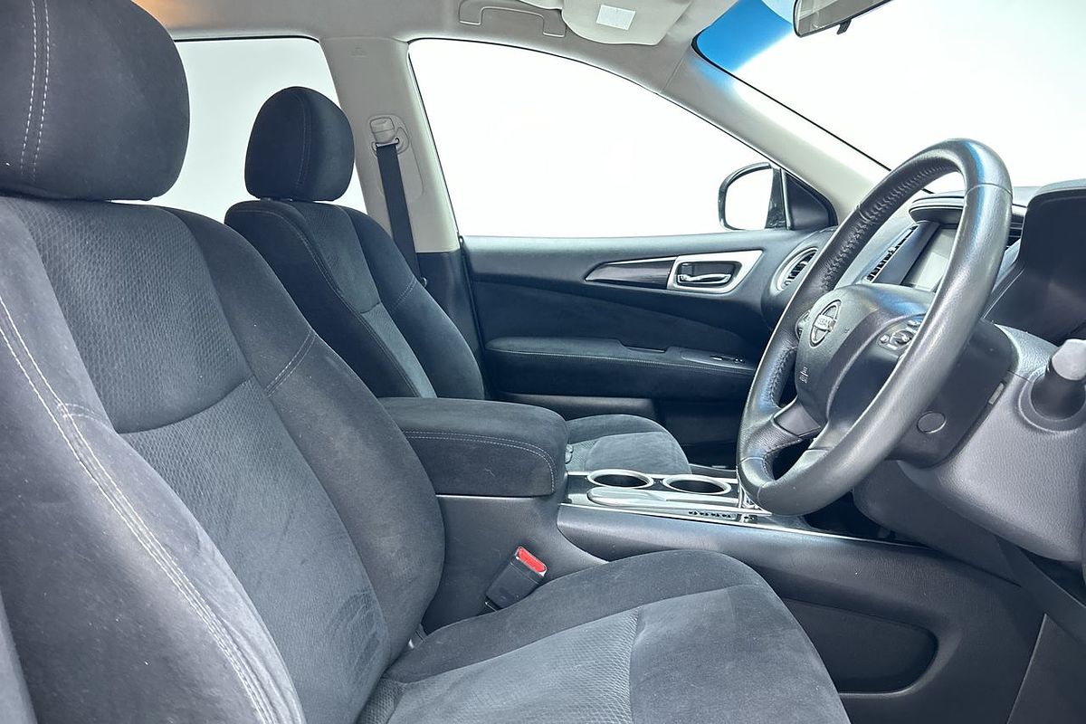 2016 Nissan Pathfinder ST R52