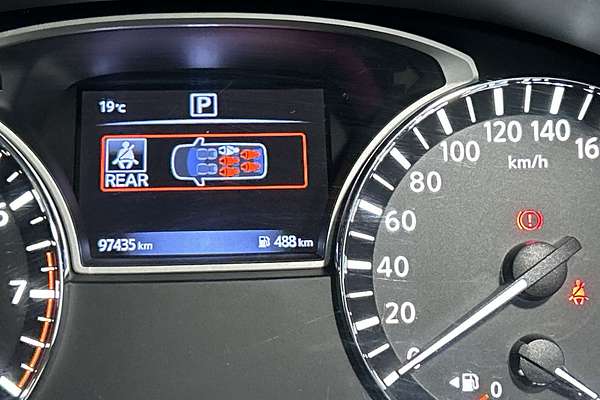 2016 Nissan Pathfinder ST R52