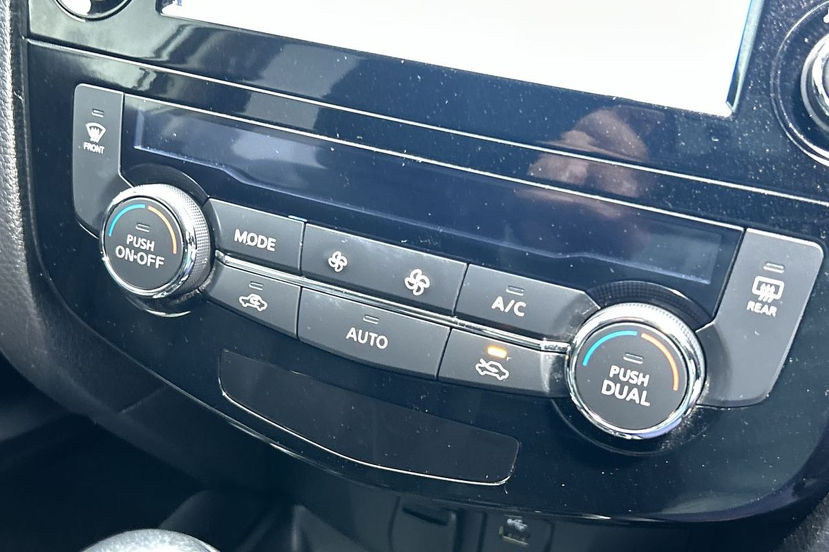 2015 Nissan X-TRAIL ST-L T32