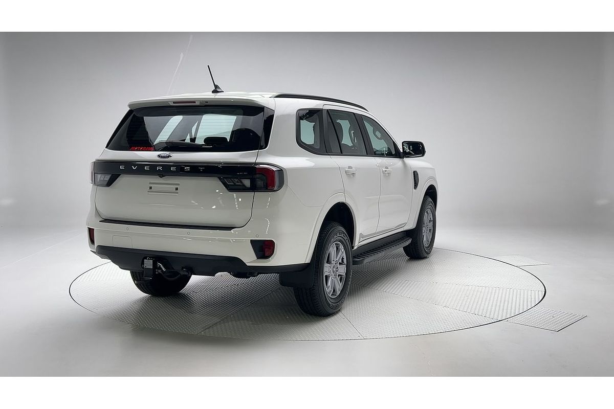 2024 Ford Everest Ambiente 2.0L