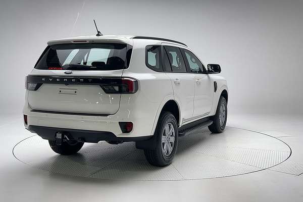 2024 Ford Everest Ambiente 2.0L