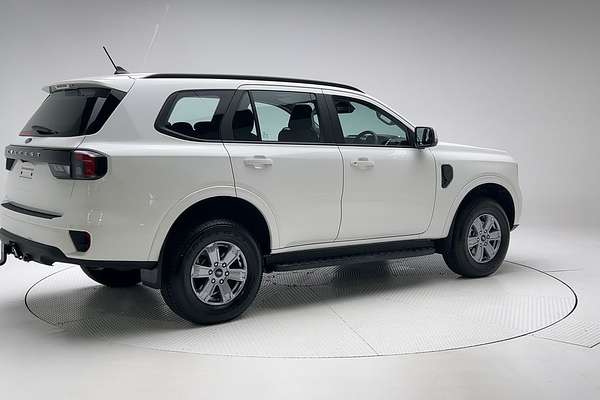 2024 Ford Everest Ambiente 2.0L