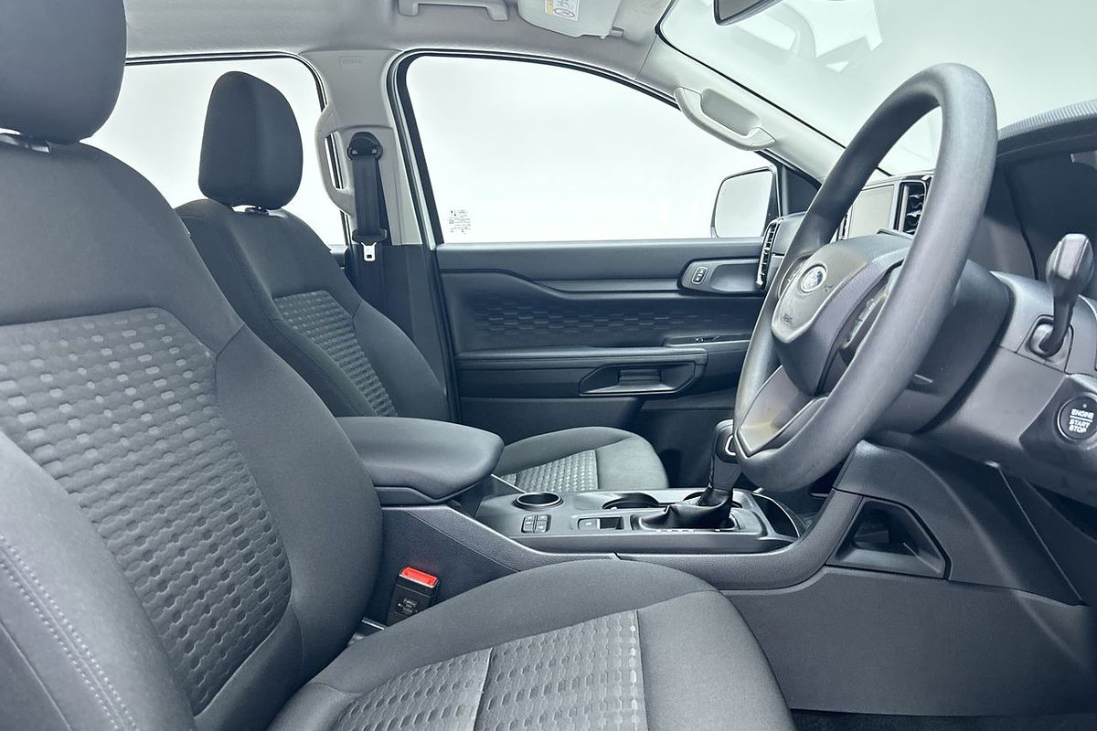 2024 Ford Everest Ambiente 2.0L