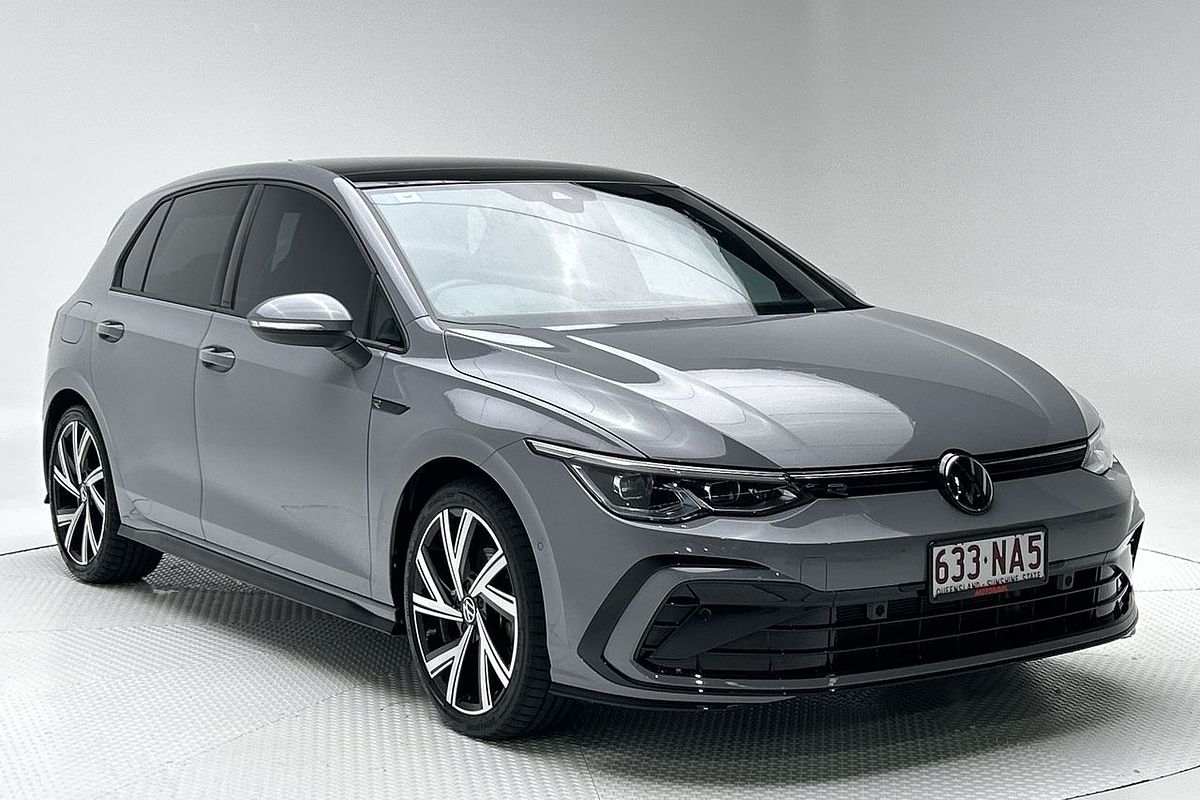 2023 Volkswagen Golf 110TSI R-Line 8