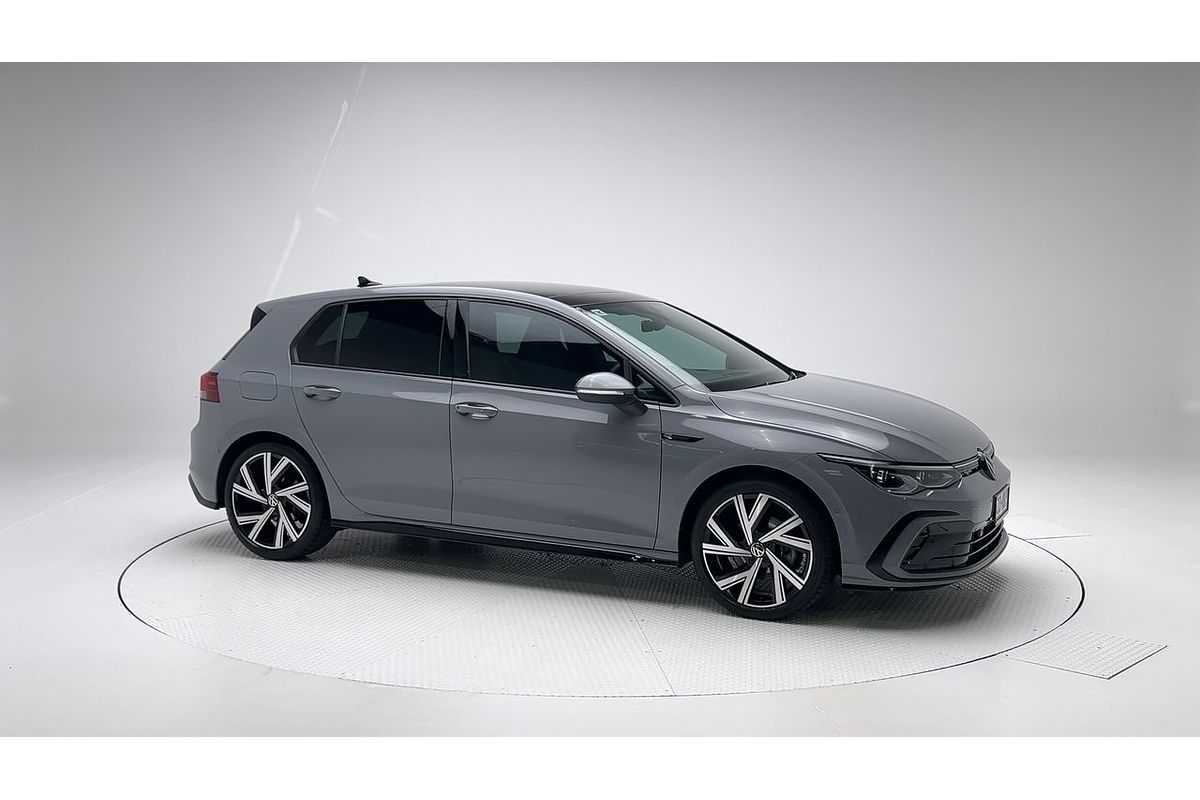 2023 Volkswagen Golf 110TSI R-Line 8