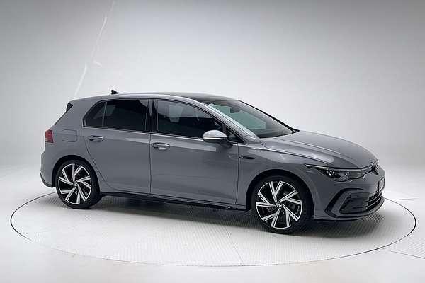 2023 Volkswagen Golf 110TSI R-Line 8