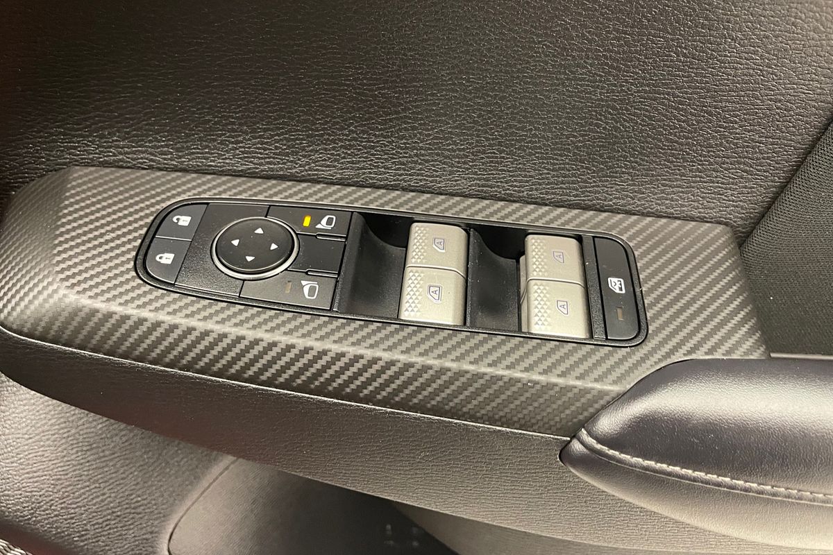 2023 Mitsubishi Outlander ES ZM