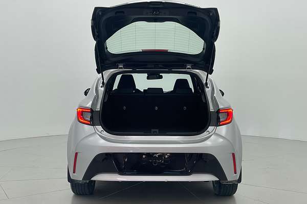 2022 Toyota Corolla Ascent Sport Hybrid ZWE219R