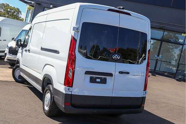 2025 LDV Deliver 9 LWB