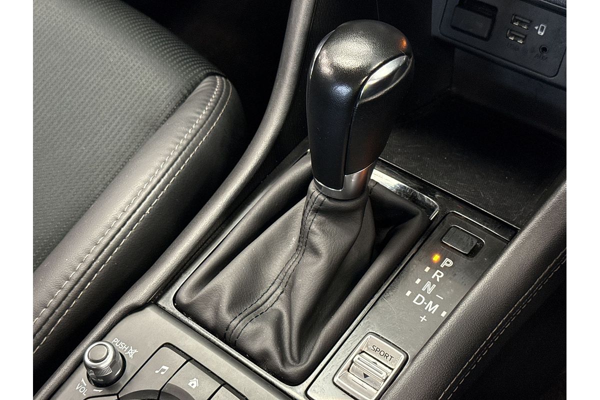 2022 Mazda CX-3 sTouring DK