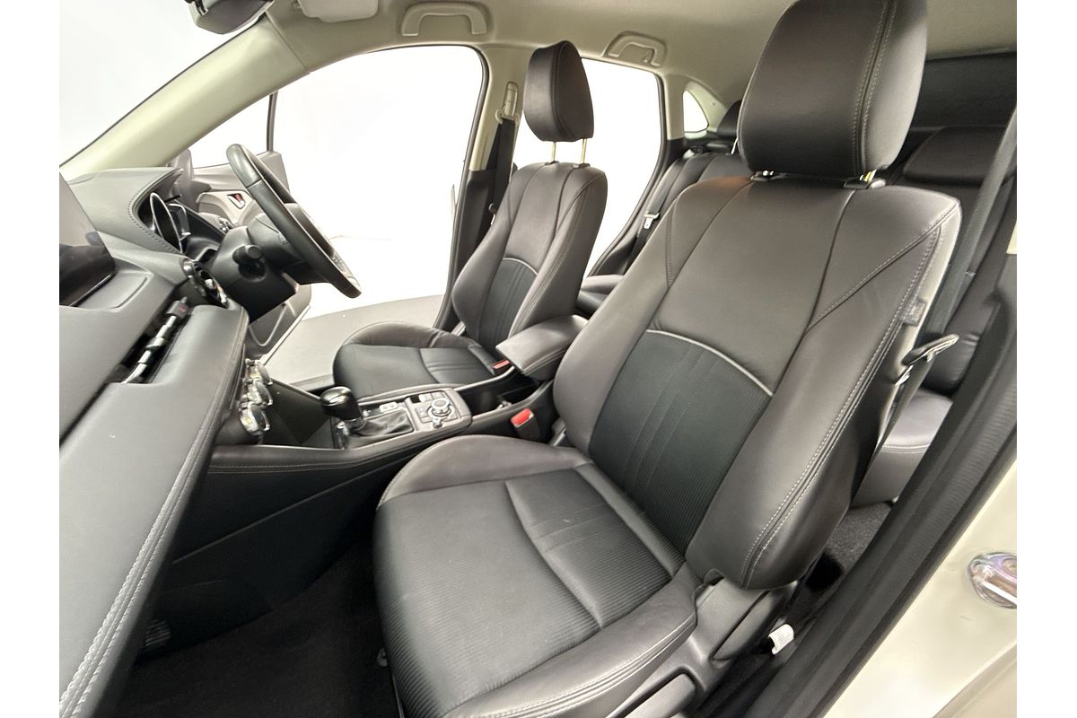 2022 Mazda CX-3 sTouring DK
