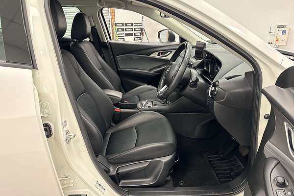 2022 Mazda CX-3 sTouring DK