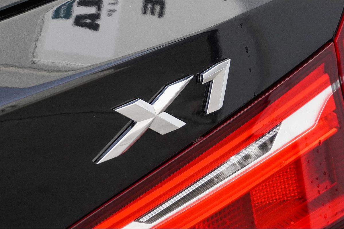 2017 BMW X1 sDrive18d F48