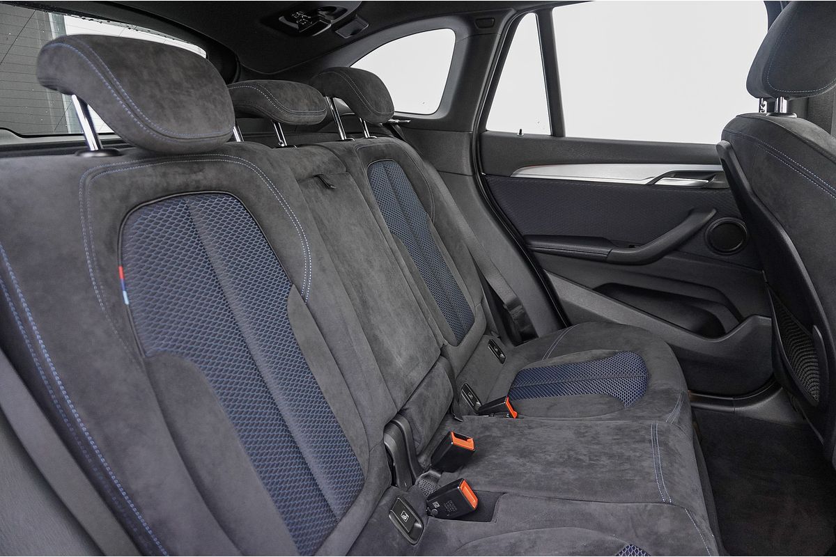 2017 BMW X1 sDrive18d F48