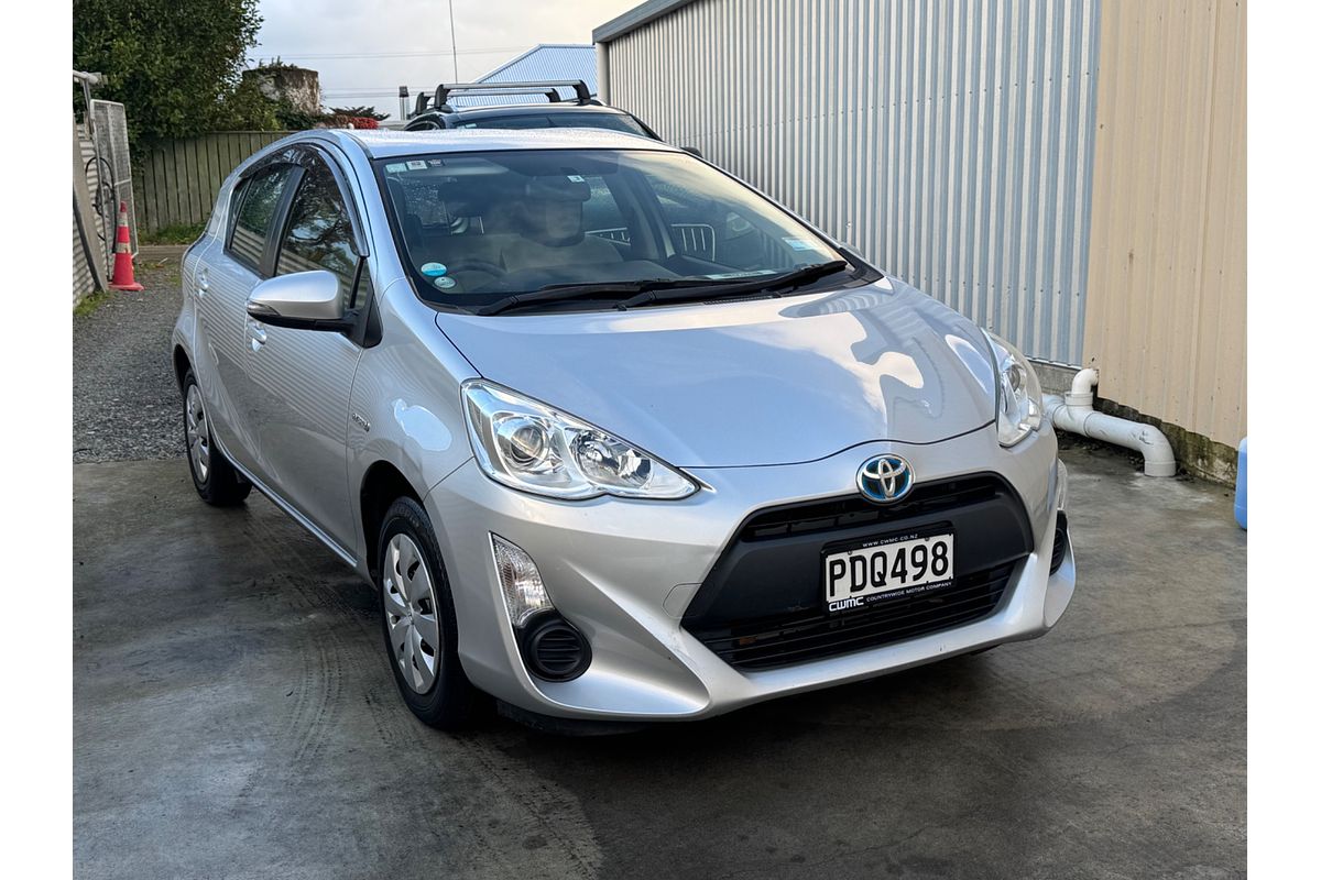 2015 Toyota AQUA
