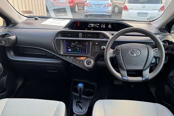 2015 Toyota AQUA
