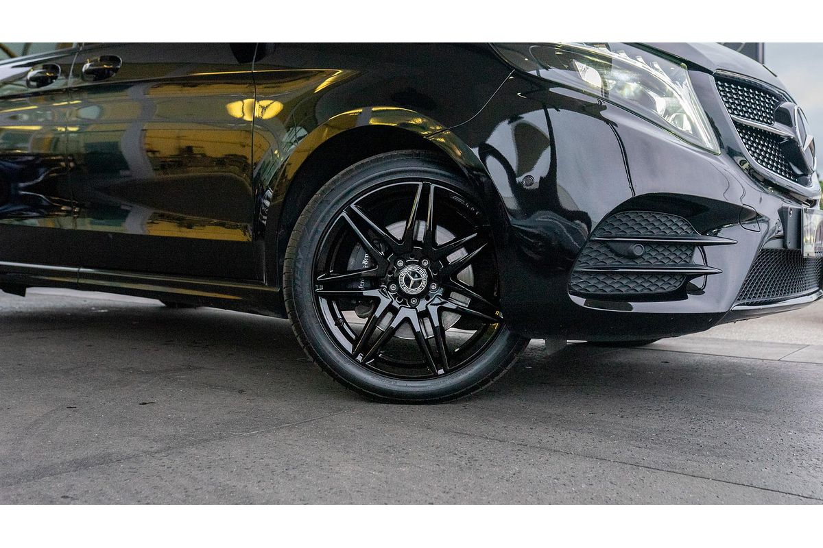 2023 Mercedes-Benz V-Class V300 d AMG Avantgarde 447
