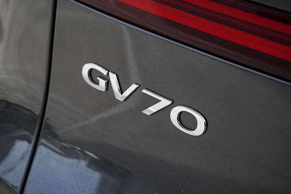 2024 Genesis GV70 2.5T AWD JK.V2