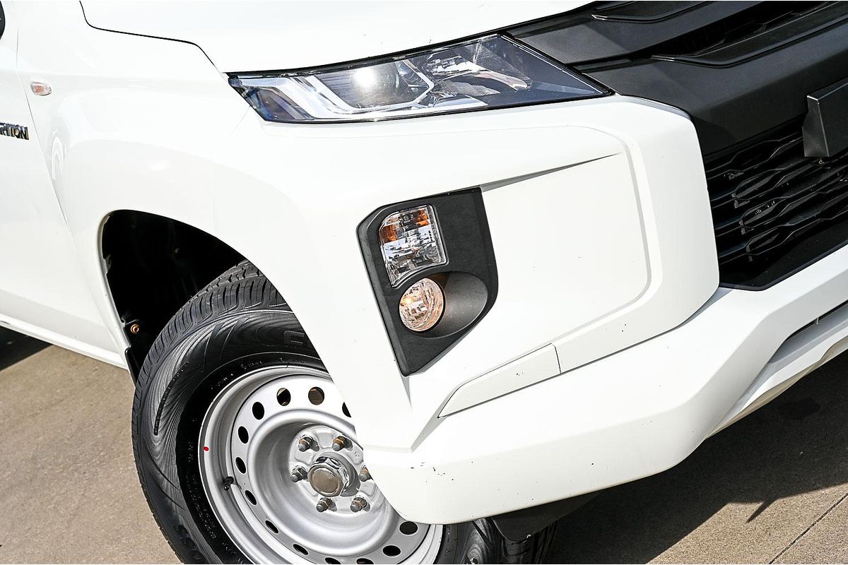 2019 Mitsubishi Triton GLX MR 4X4
