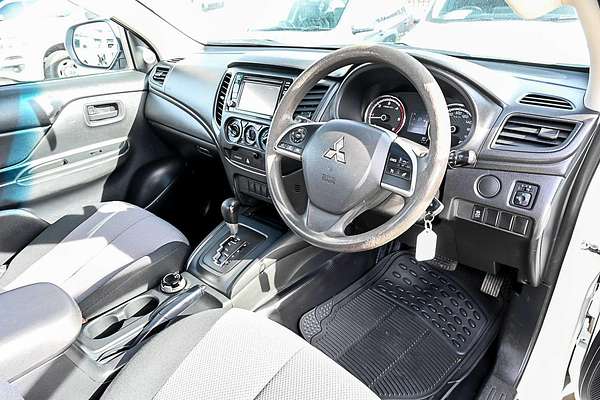 2019 Mitsubishi Triton GLX MR 4X4