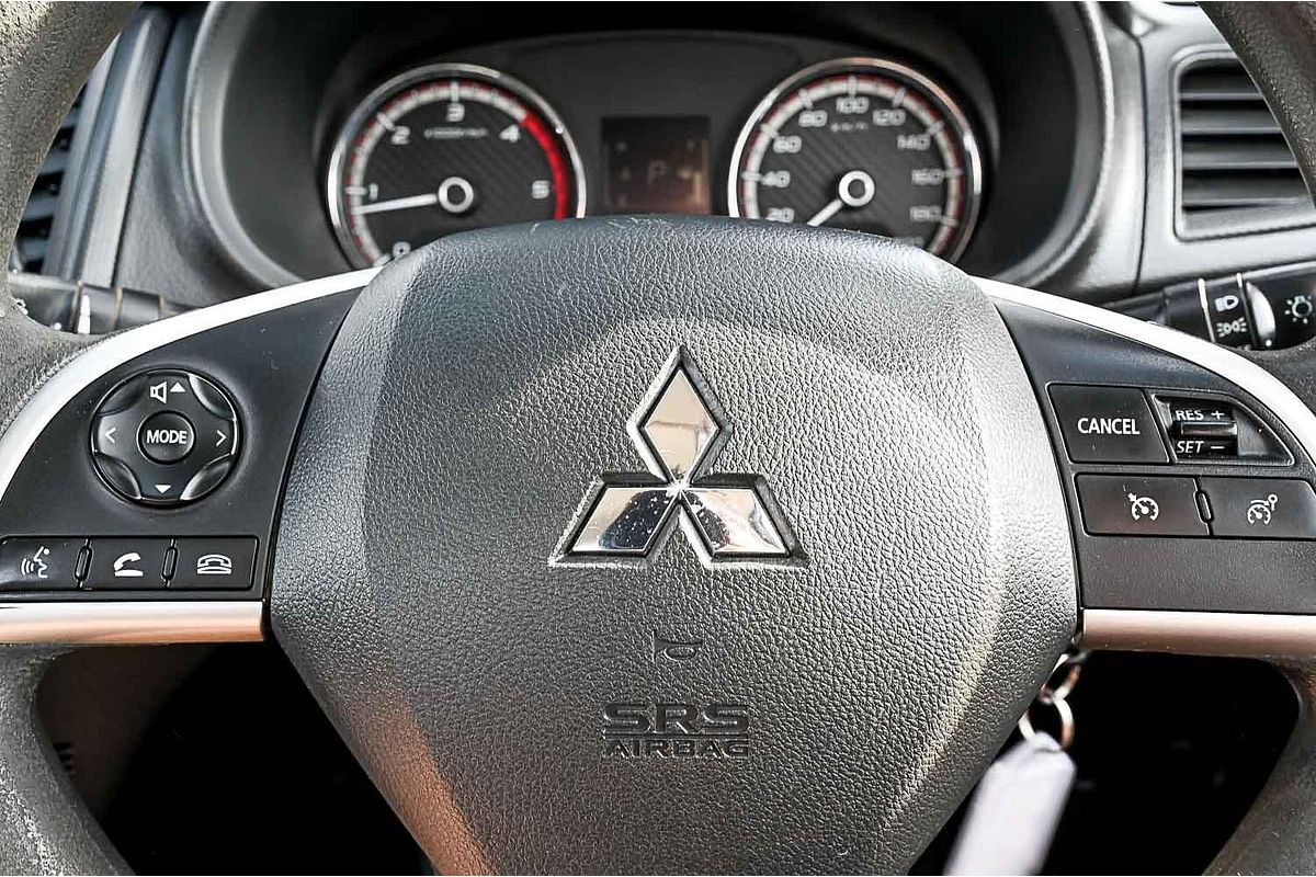 2019 Mitsubishi Triton GLX MR 4X4
