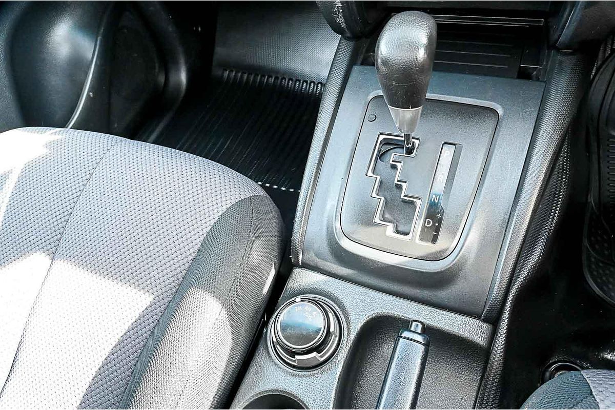 2019 Mitsubishi Triton GLX MR 4X4