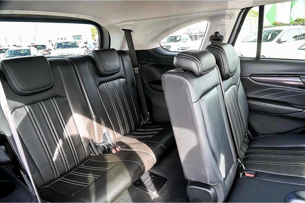 2023 Isuzu MU-X LS-T