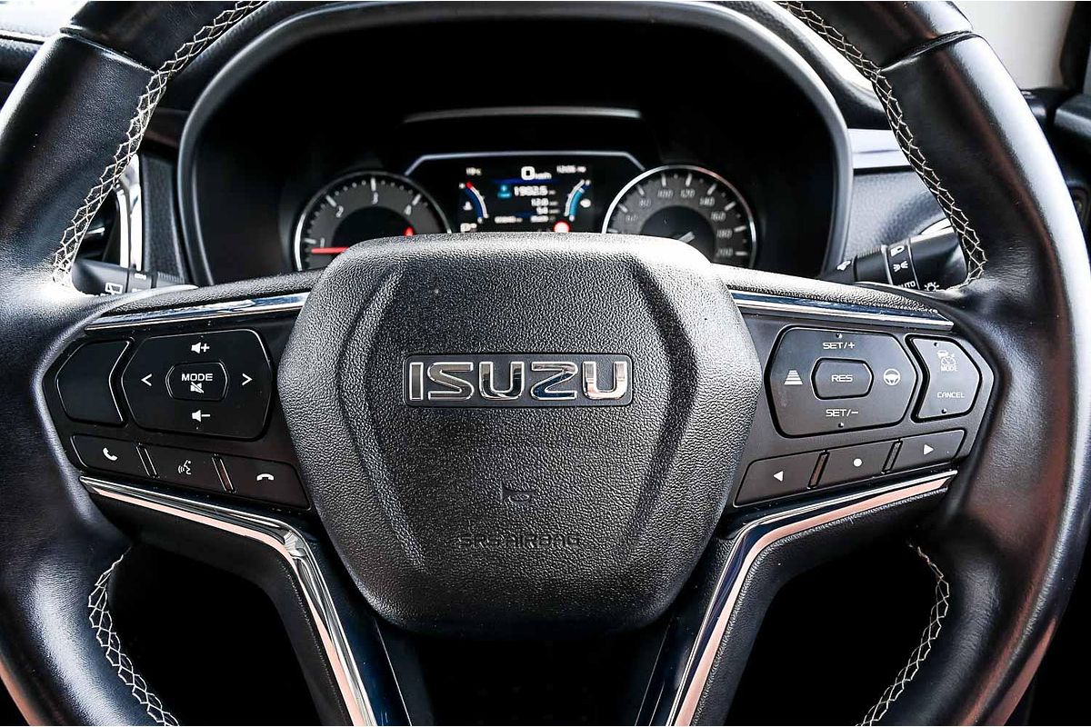 2023 Isuzu MU-X LS-T
